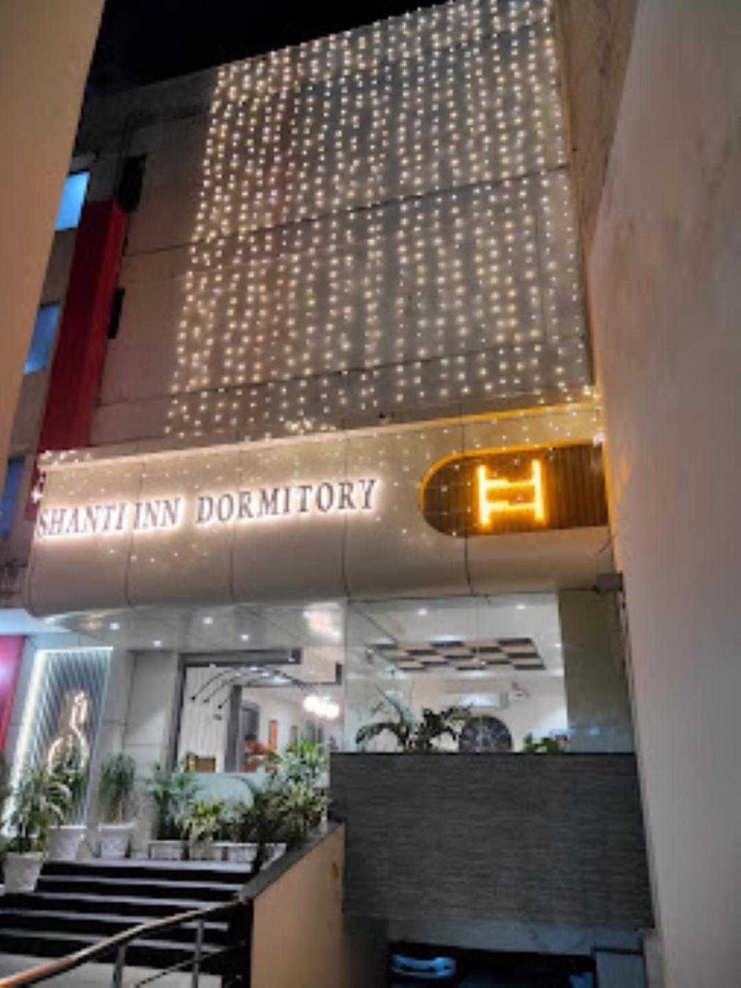 Shanti Inn Dormitory, Varanasi Exterior foto